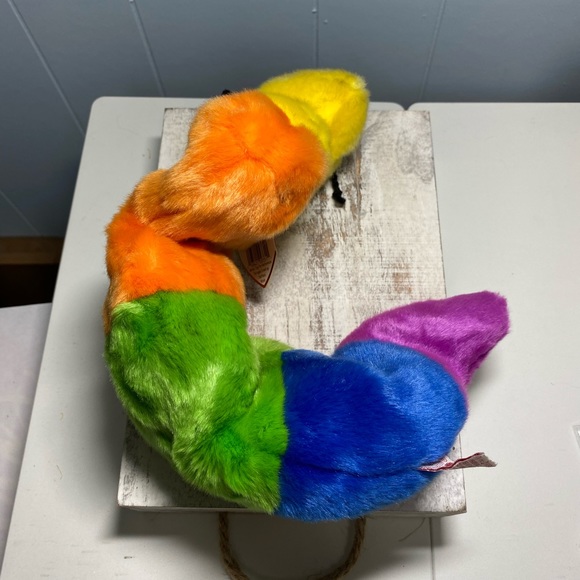 Inch Beanie Buddy - Picture 3 of 6